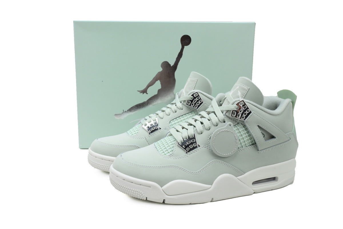 Nike Air Jordan 4 ¨C Retro Basketball Sneakers