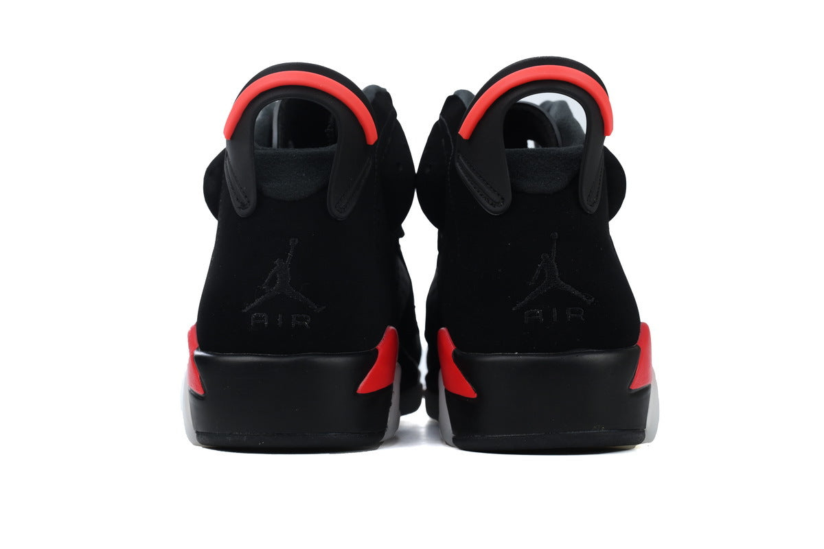 Nike Air Jordan 6 ¨C Retro High-Top Basketball Sneakers