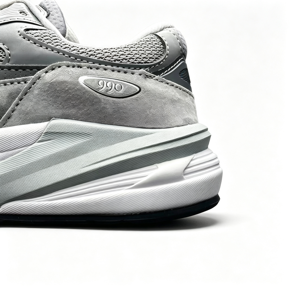 New Balance 990v6 Grey Silver Made in USA Women's & Men's Lifestyle Sneakers