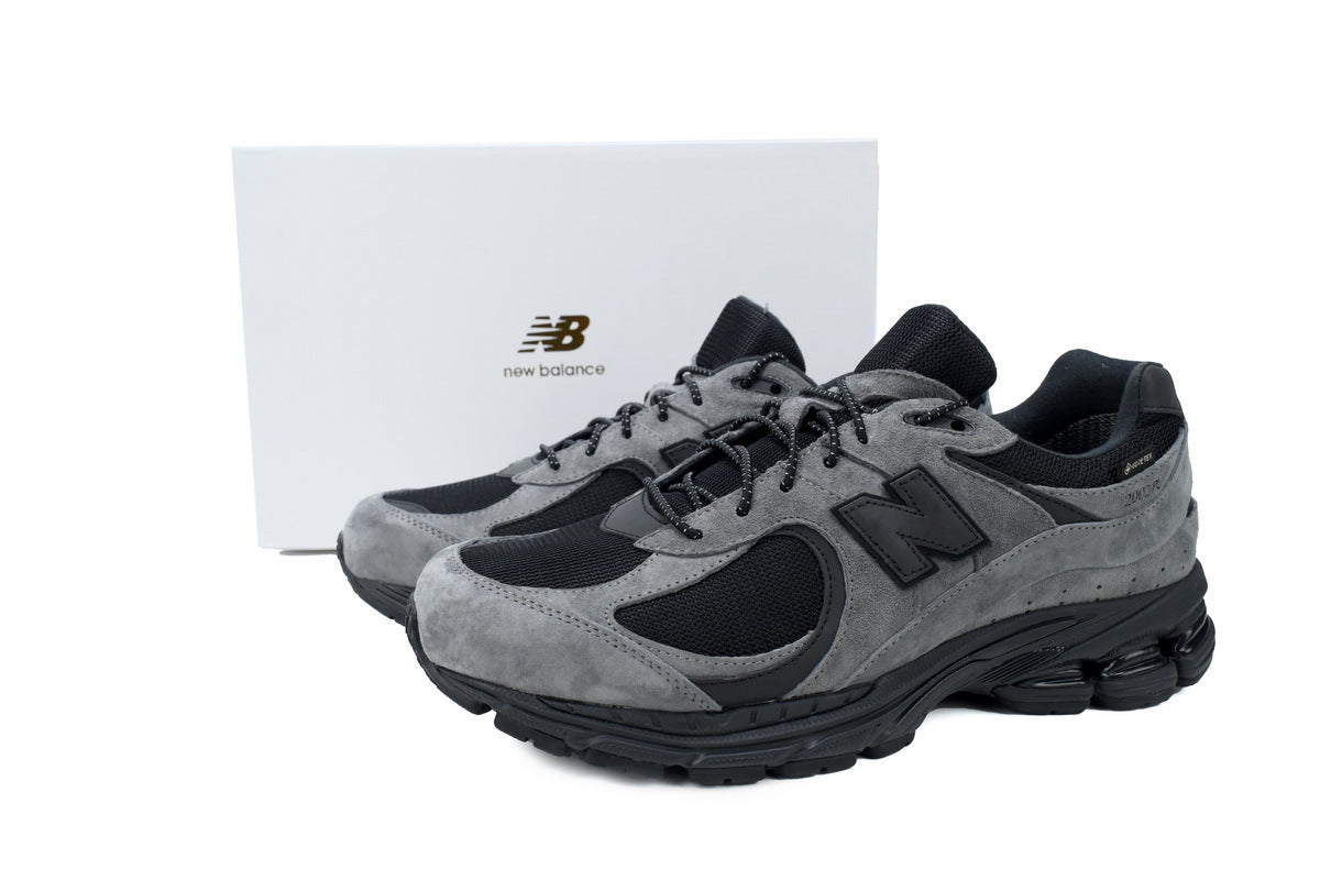 New Balance 2002R Women's & Men's Grey & Black Retro Lifestyle Sneakers